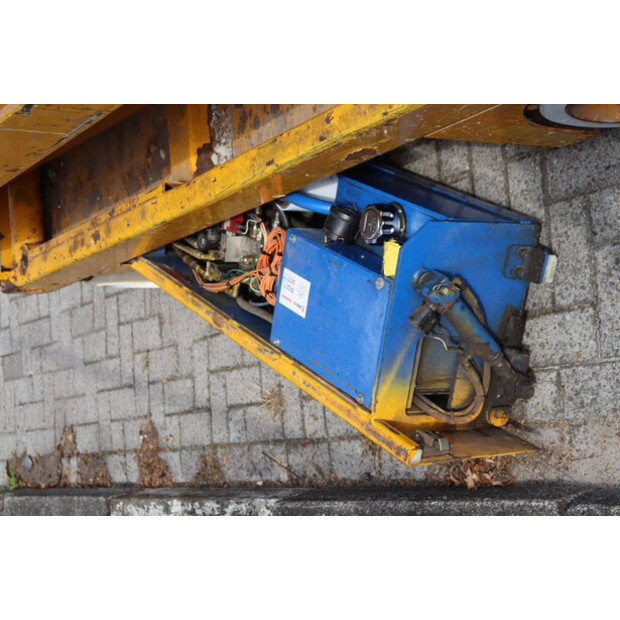 1999 UPRIGHT X26-41124108