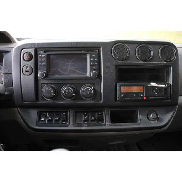NISSAN NT500-41124285