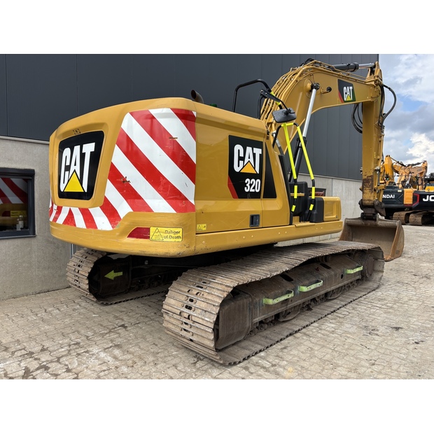 2018 Caterpillar 320-41129492