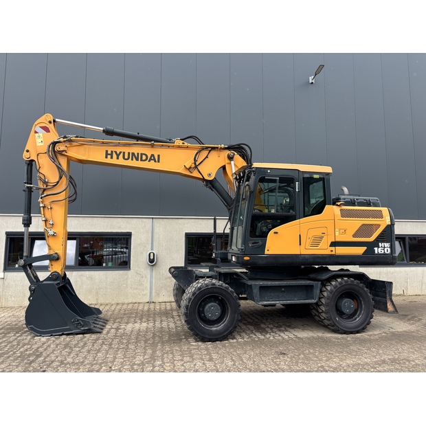 2018 Hyundai HW160-41129590