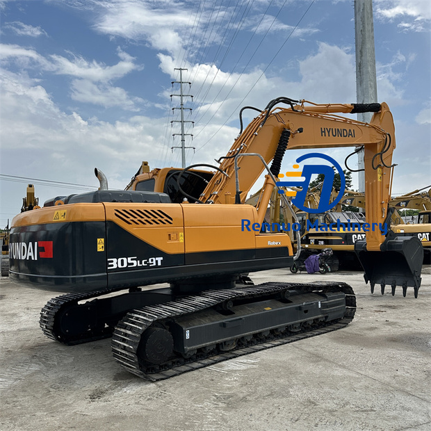 2023 Hyundai 305LC-9T-41138368