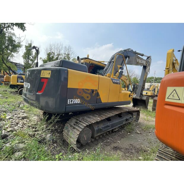 2021 فولفو EC200DL-41138373