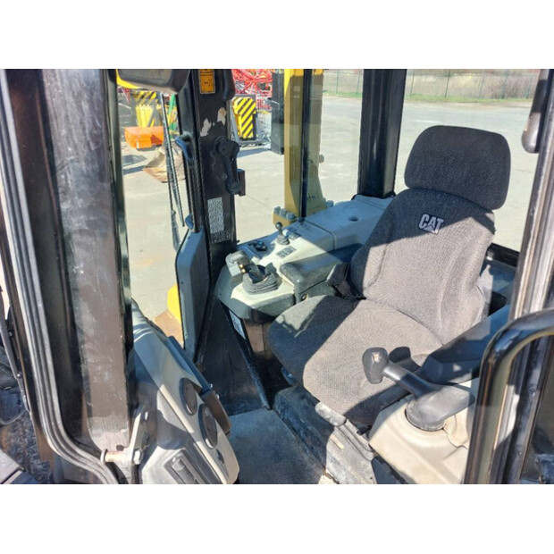 2017 Caterpillar D6N LGP-41138658