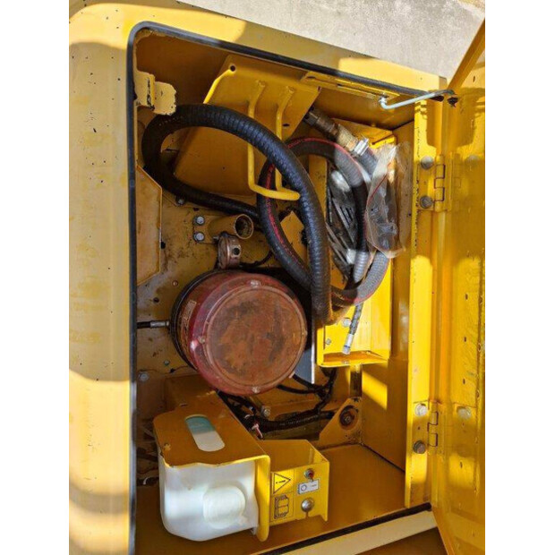 2017 Komatsu PC240LC-10-41138681