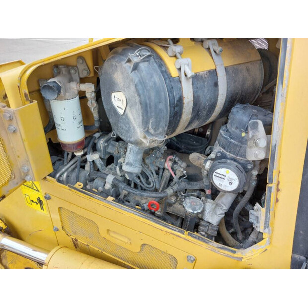2014 كوماتسو D61PXI-23-41138756