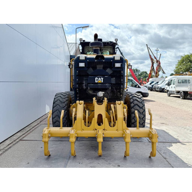 2018 Caterpillar 140M3-41138992