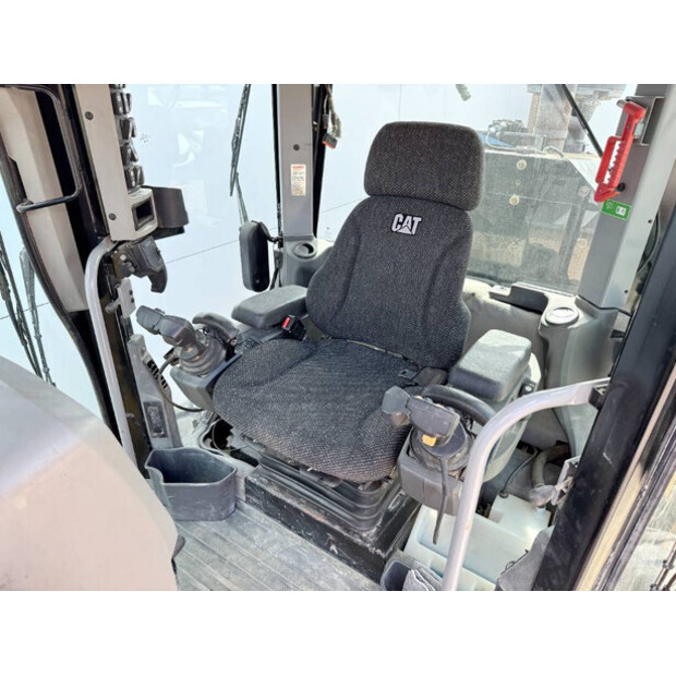 2018 Caterpillar 140M3-41138995