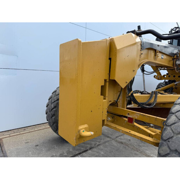 2018 Caterpillar 140M3-41139004