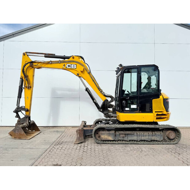 2019 جيه سي بي 86C-1-41139021