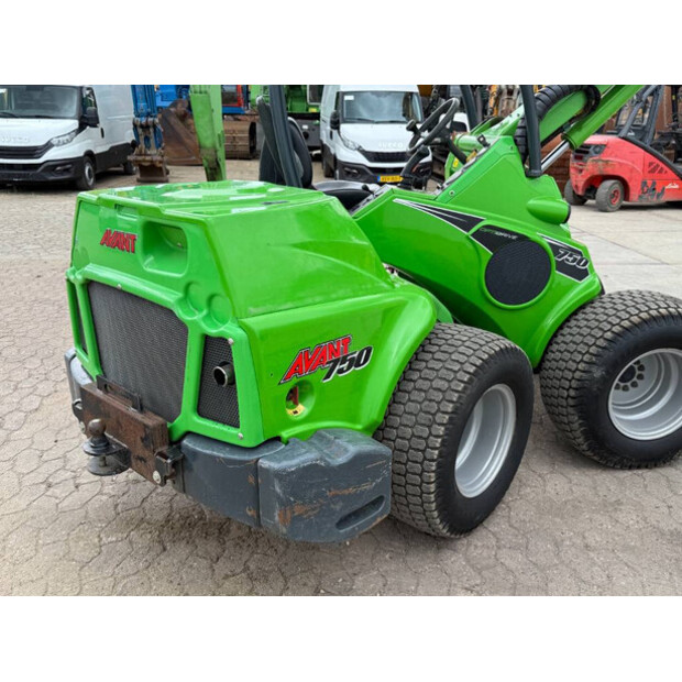 2019 افانت M750-41139228