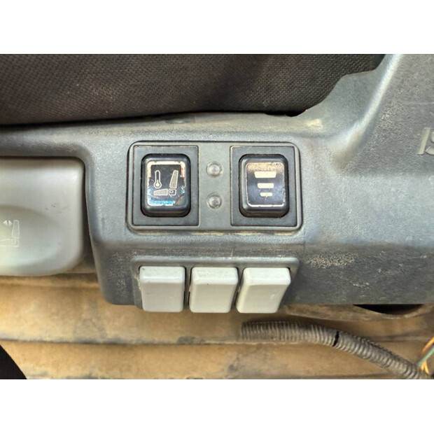 2017 Volvo L220H-41139319