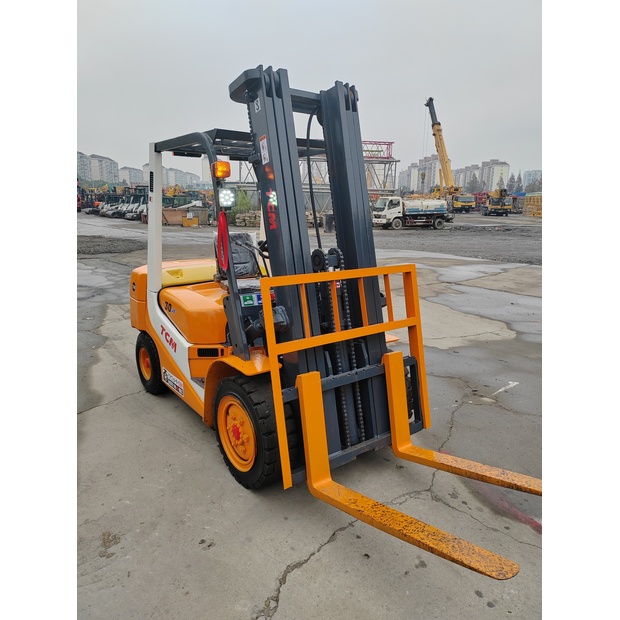 2021 TCM FD30-41140082