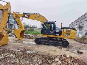 Image for TRACKED EXCAVATORS 2022 Caterpillar 325DL