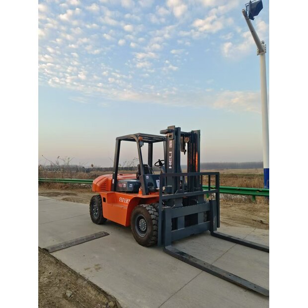 2020 HELI FD70-41140265