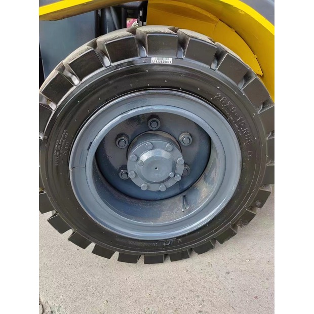 2021 Komatsu FD30-41140283