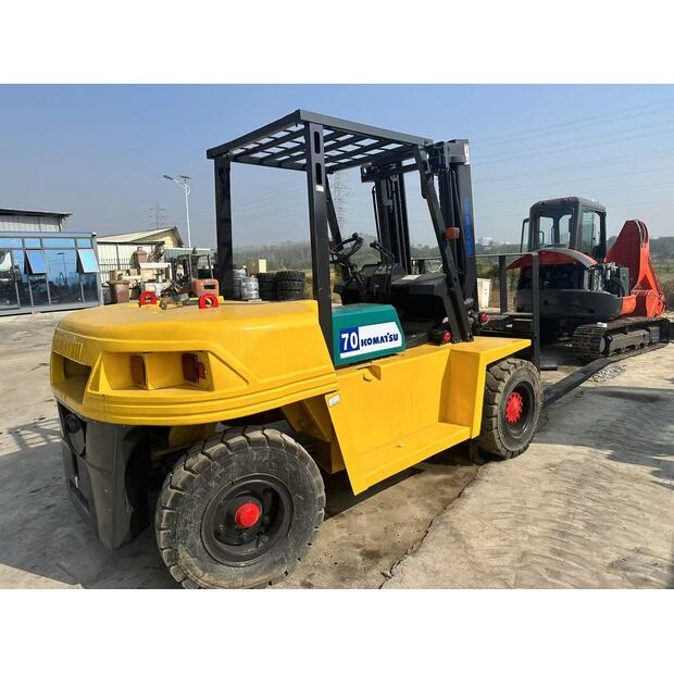2021 كوماتسو FD70-41140299