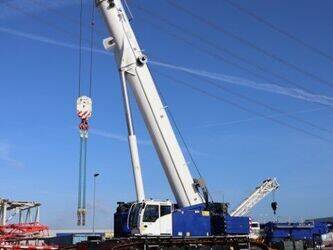 Image de GRUES SUR CHENILLES 2022 TADANO GTC-2000