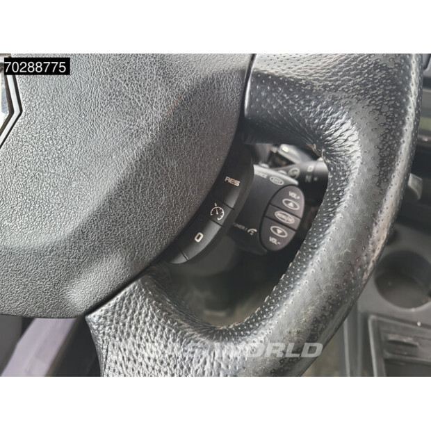 2017 Renault D210-41141331