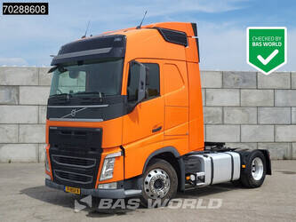 صورة ل رؤوس شاحنات 2018 فولفو FH 460