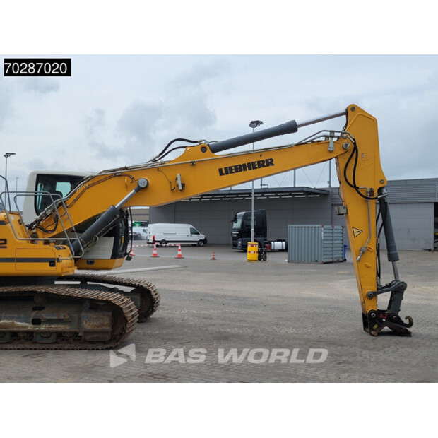 2017 ليبهير R922-41141534