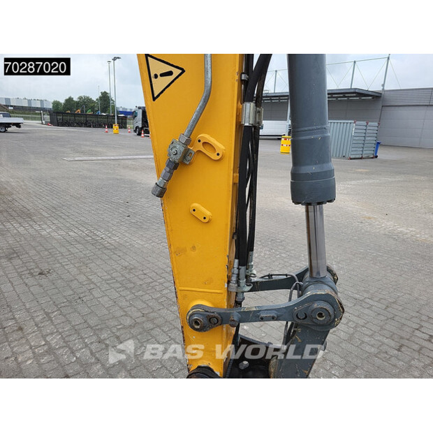 2017 ليبهير R922-41141535