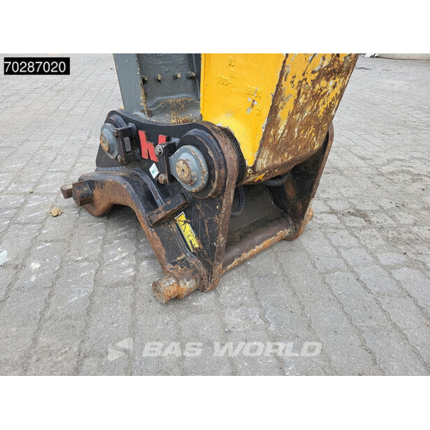 2017 ليبهير R922-41141538