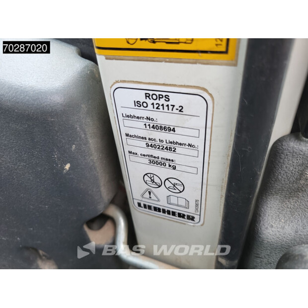 2017 ليبهير R922-41141565