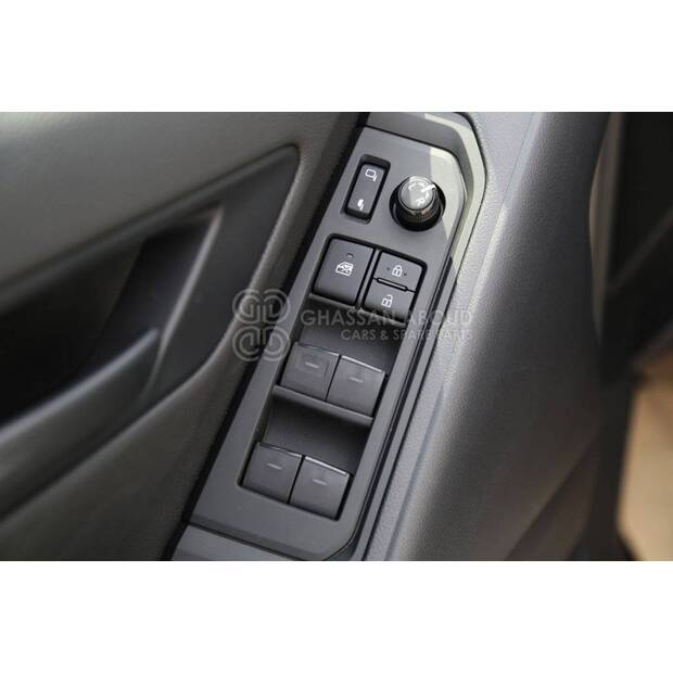 تويوتا LAND CRUISER-41147643
