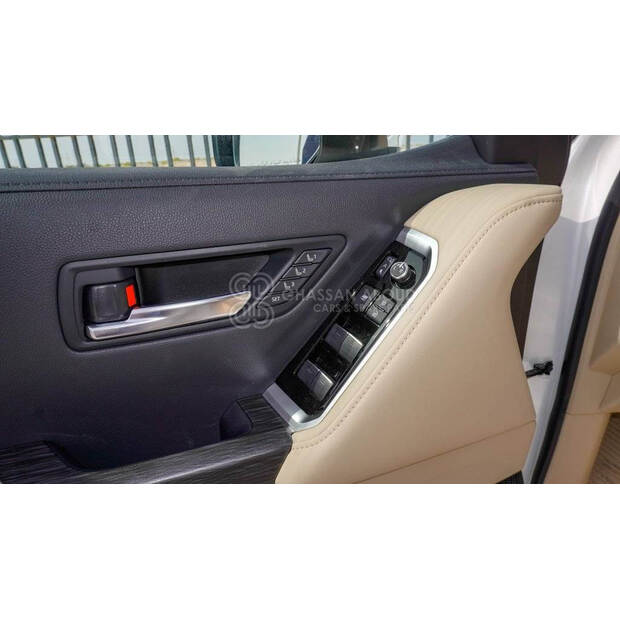 Toyota LAND CRUISER-41148548