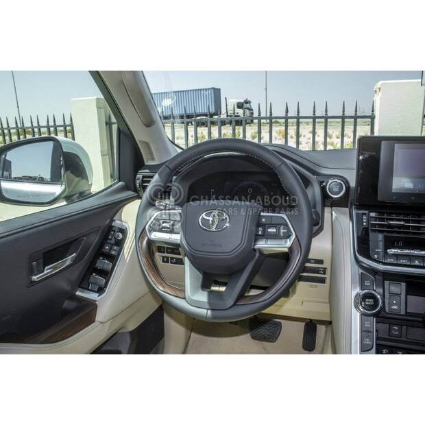 Toyota LAND CRUISER-41148787