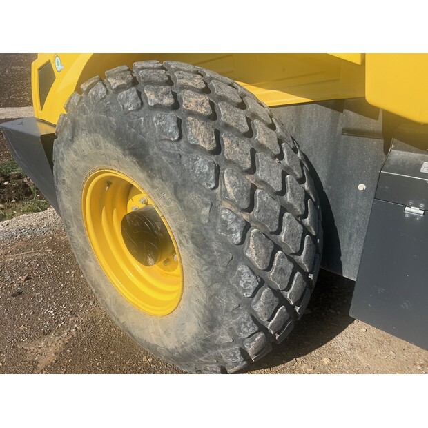 2018 BOMAG BW211 D-5-41149833