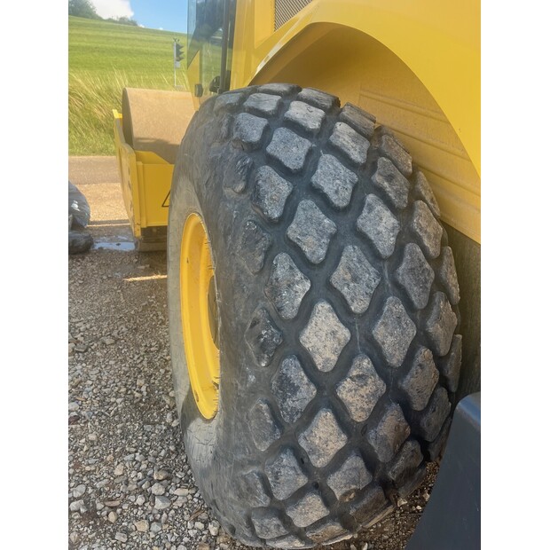 2018 BOMAG BW211 D-5-41149834