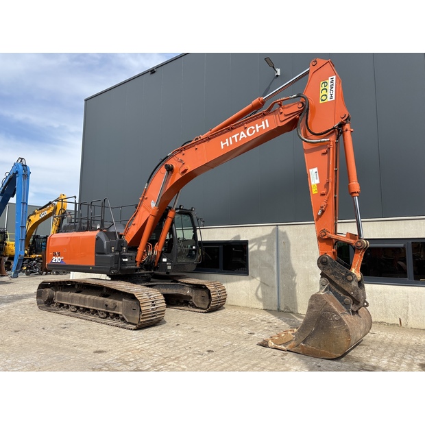 2021 Hitachi ZX210LC-6-41150178