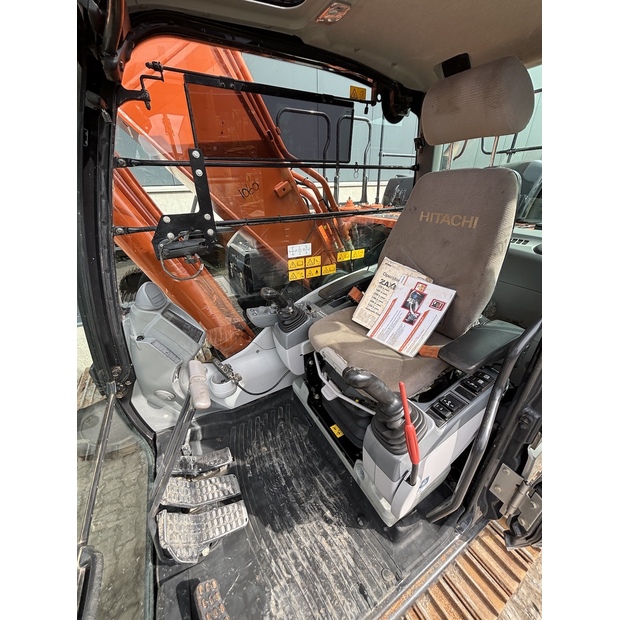 2021 Hitachi ZX210LC-6-41150186