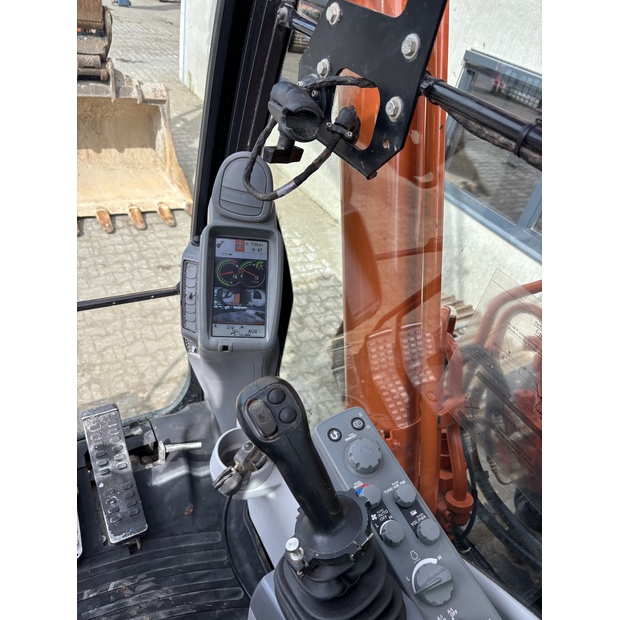 2021 Hitachi ZX210LC-6-41150188