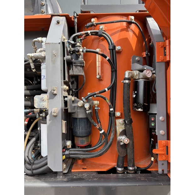 2021 Hitachi ZX210LC-6-41150195