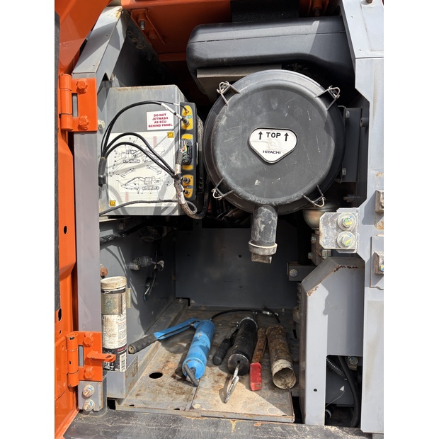 2021 Hitachi ZX210LC-6-41150200