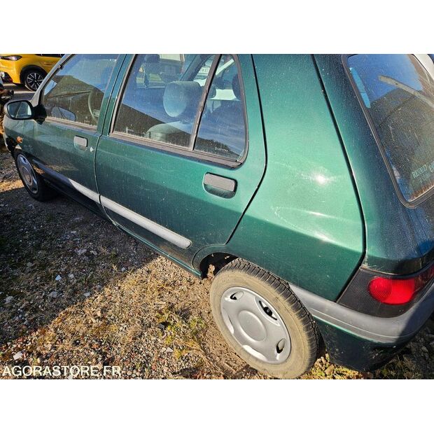 1996 Renault Clio-41158060