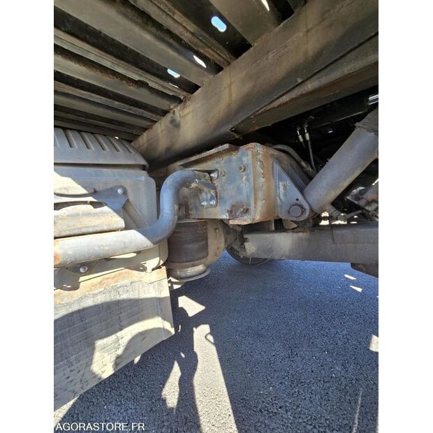 2000 Mercedes-Benz-41159544