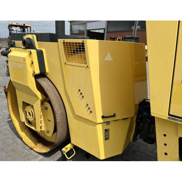 2001 BOMAG BW151AD-2-41160058