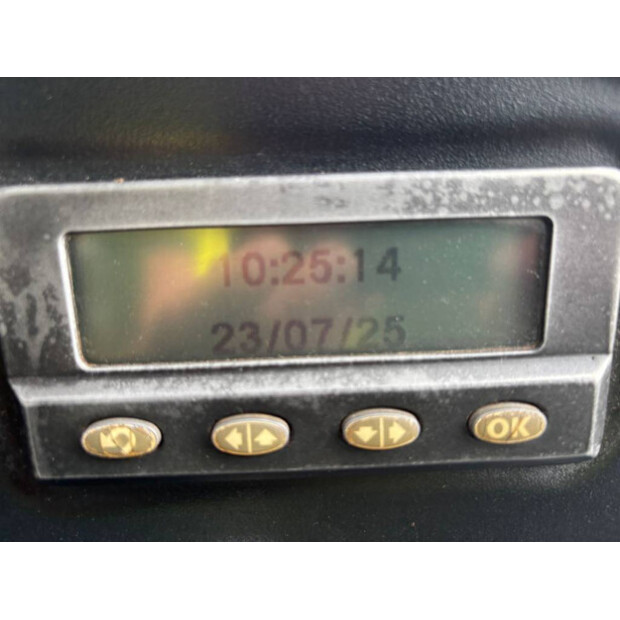 2005 كاتربيلر 730-41160561