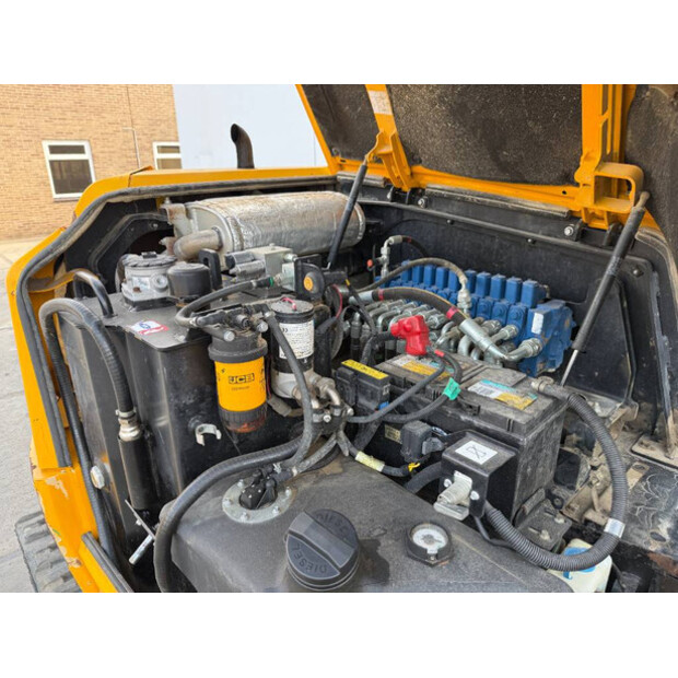 2019 جيه سي بي 86C-1-41161387