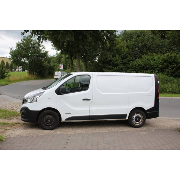 2017 Renault Trafic-41161706