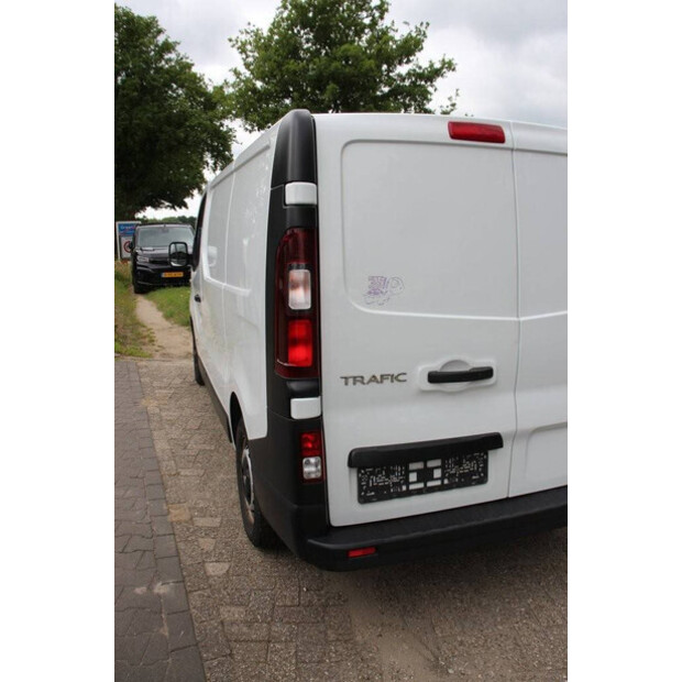 2017 Renault Trafic-41161708