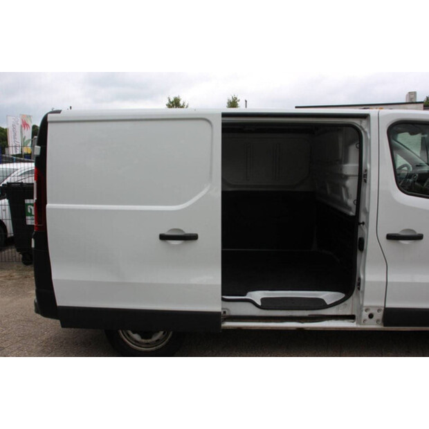 2017 Renault Trafic-41161732