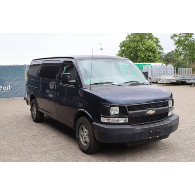 Chevrolet Express Cargo Van-41161764