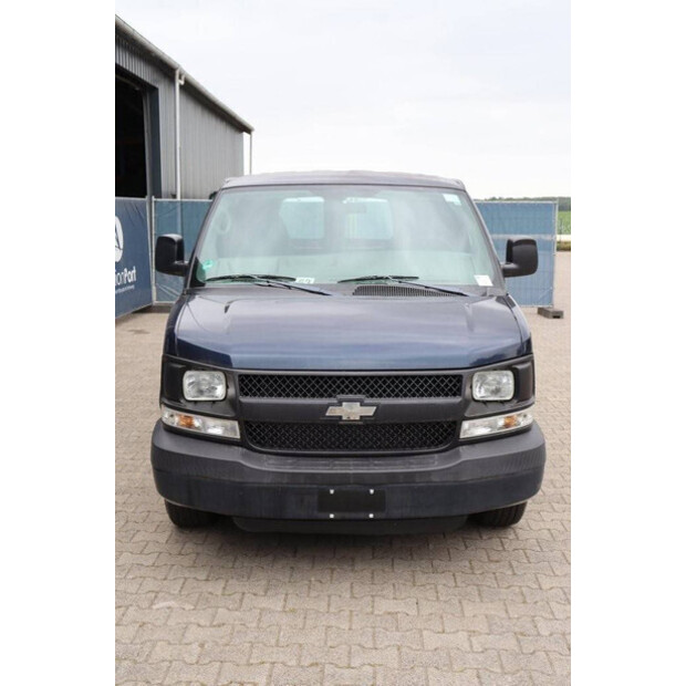 Chevrolet Express Cargo Van-41161765