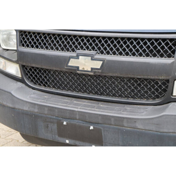 Chevrolet Express Cargo Van-41161768