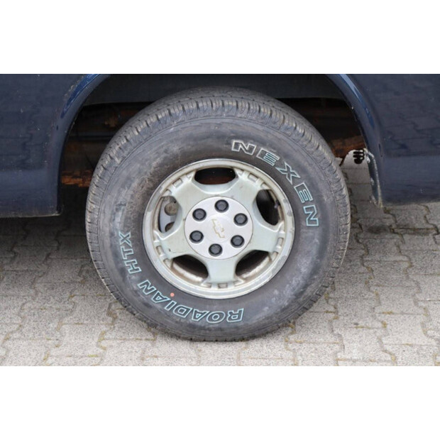 Chevrolet Express Cargo Van-41161770