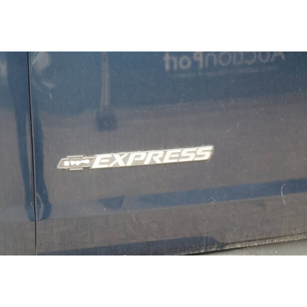 Chevrolet Express Cargo Van-41161772